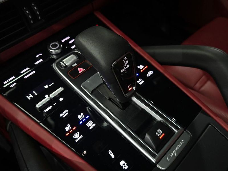 2022 Porsche Cayenne 3.0 COUPE PLATINUM EDITION photo 9