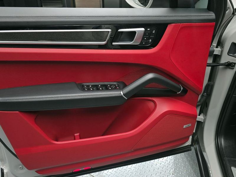 2022 Porsche Cayenne 3.0 COUPE PLATINUM EDITION photo 16