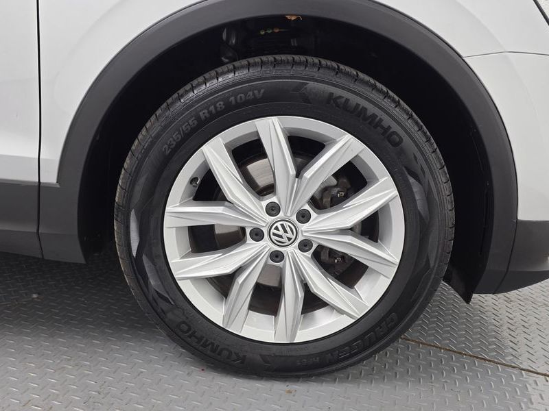 2020 Volkswagen Tiguan 2.0 TDI Premium photo 21