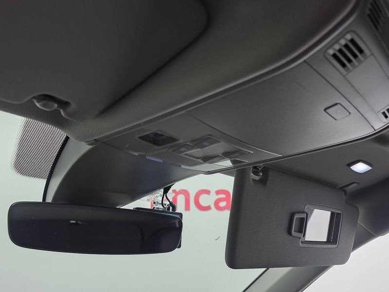 2020 Volkswagen Tiguan 2.0 TDI Premium photo 29