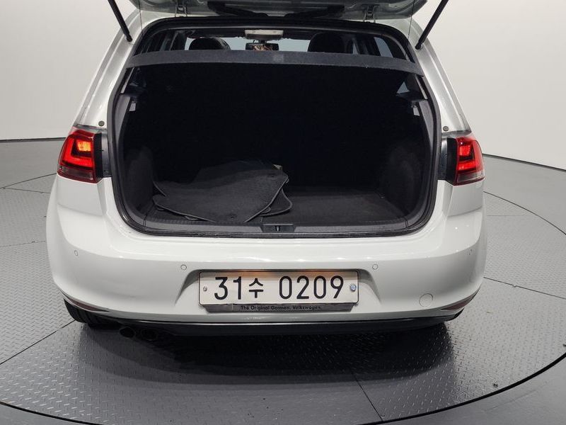 2016 Volkswagen Golf 2.0 TDI photo 20