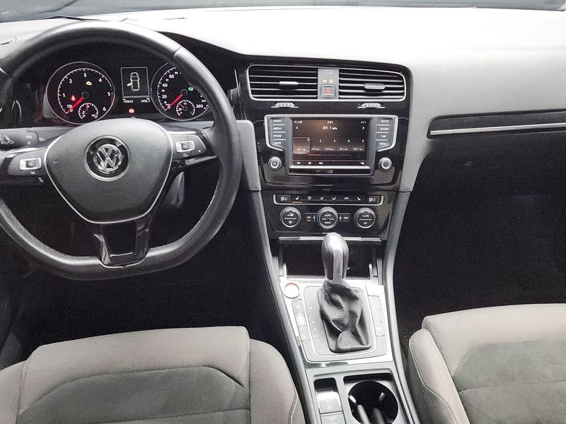 2016 Volkswagen Golf 2.0 TDI photo 7