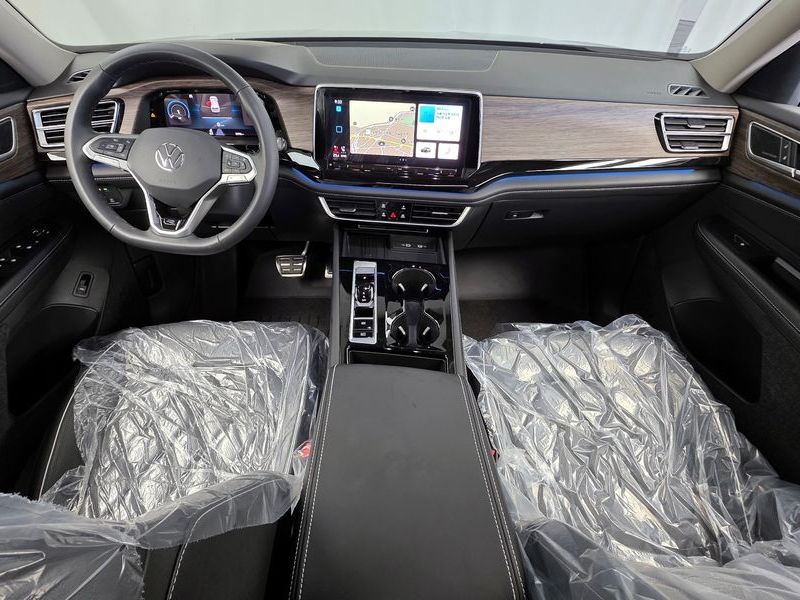 2025 Volkswagen 아틀라스 2.0 TSI R-LINE 6-Seater photo 7
