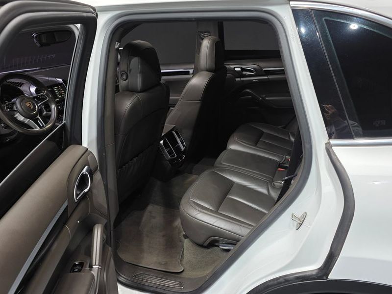 2016 Porsche Cayenne 3.0 Diesel 958 photo 11