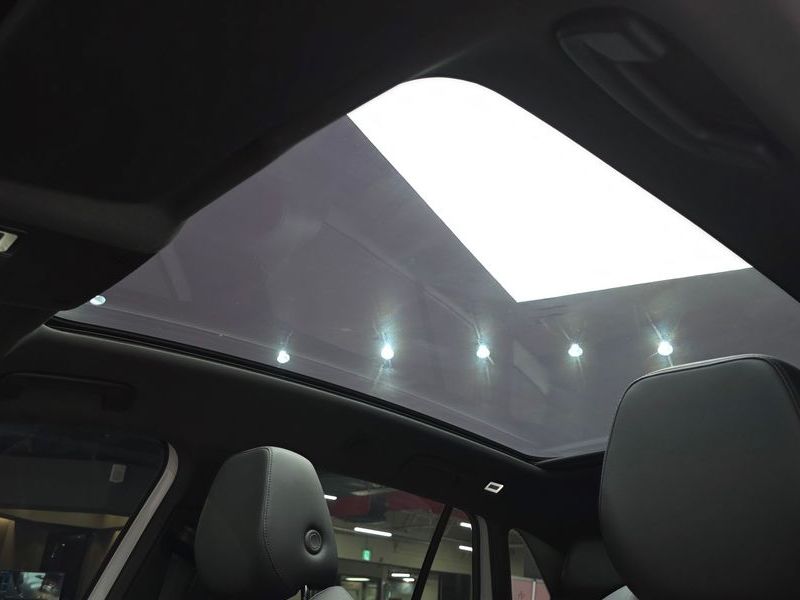 2023 Volkswagen ID.4 Pro photo 15