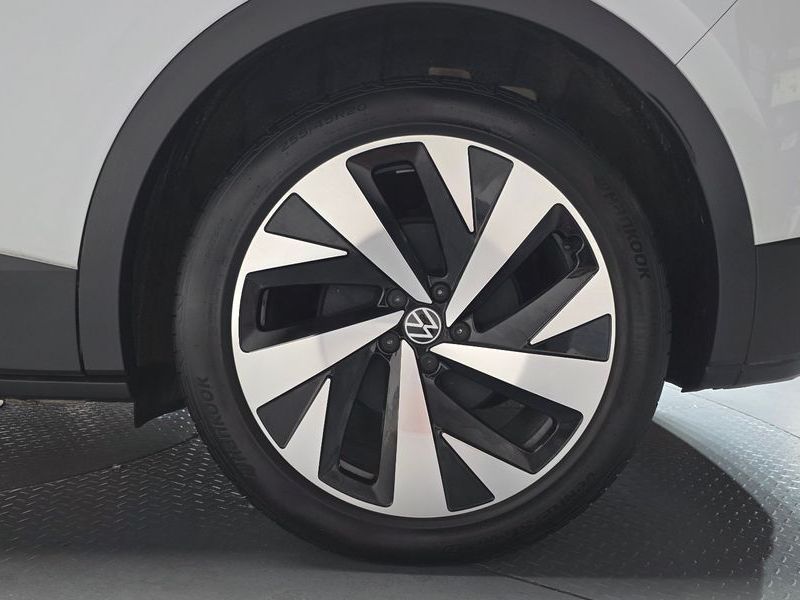 2023 Volkswagen ID.4 Pro photo 21