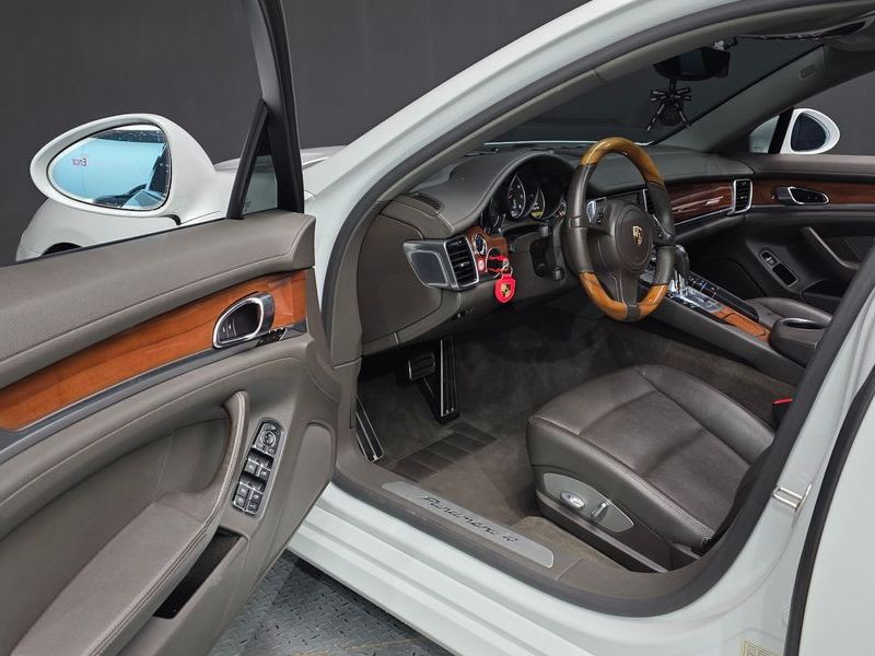2014 Porsche Panamera 3.6 AWD 970 photo 10