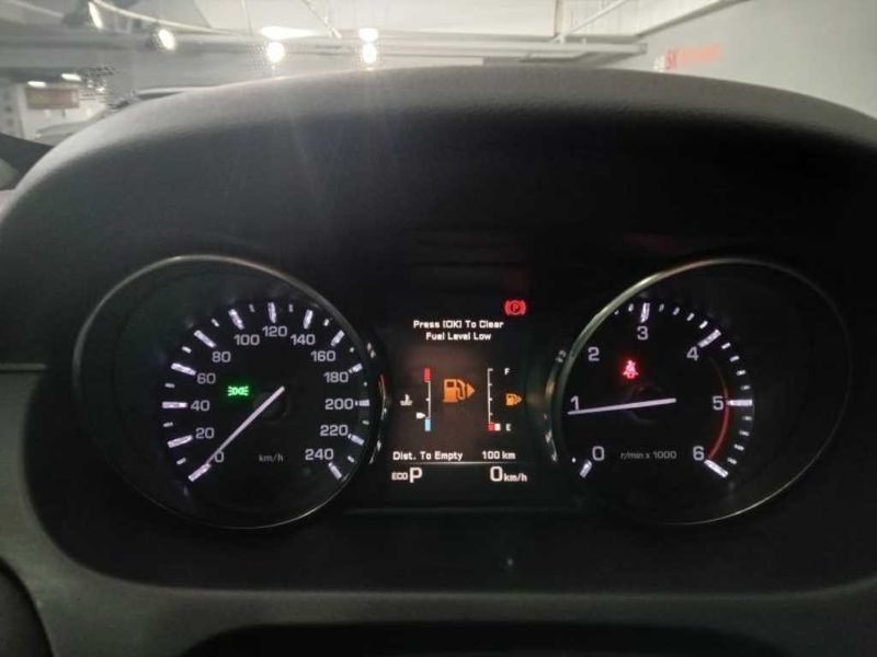 2016 Land Rover Discovery Sport 2.0 TD4 HSE Luxury photo 9