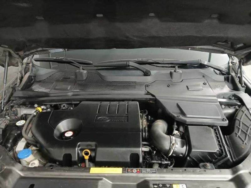 2016 Land Rover Discovery Sport 2.0 TD4 HSE Luxury photo 19