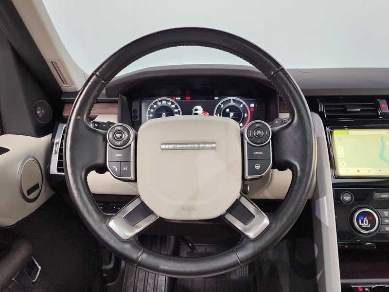 2018 Land Rover Discovery 3.0 TD6 HSE Luxury photo 13