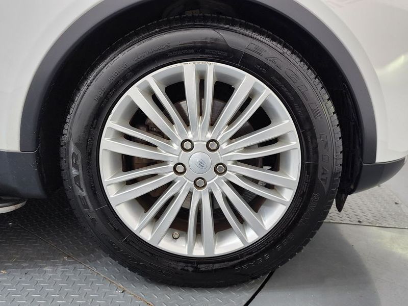 2018 Land Rover Discovery 3.0 TD6 HSE Luxury photo 21