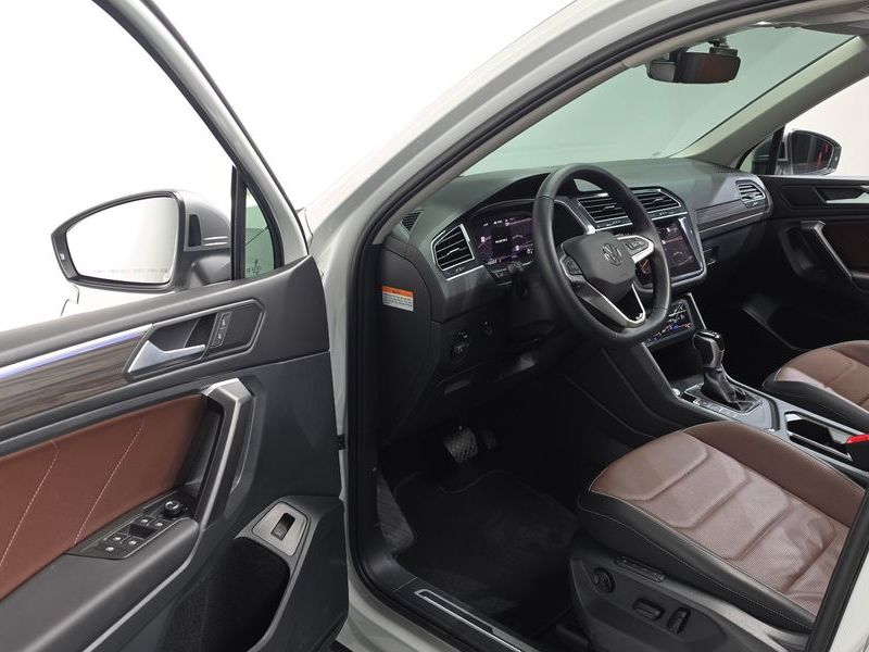 2024 Volkswagen Tiguan 2.0 TSI Prestige photo 10