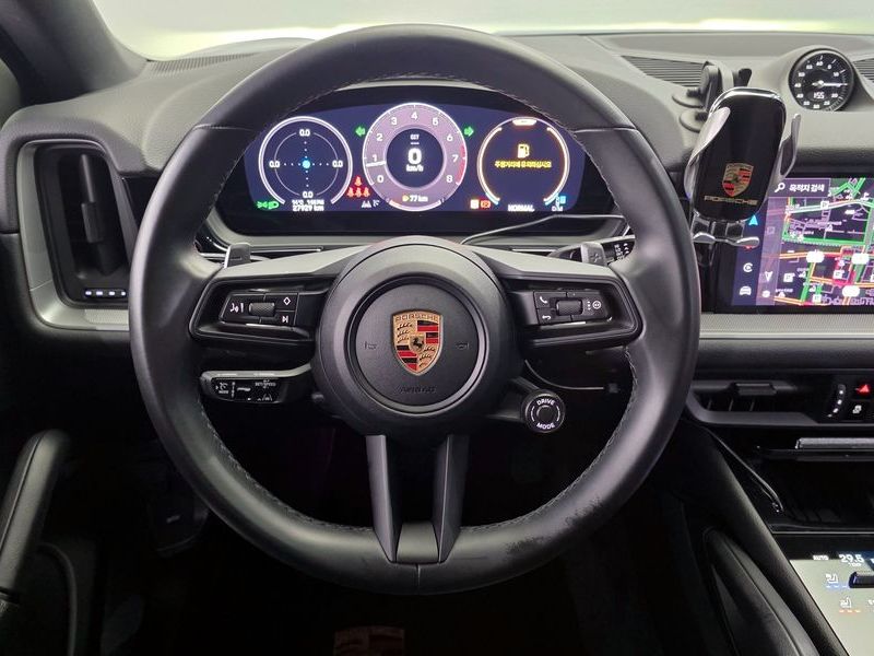 2024 Porsche Cayenne 3.0 Coupe photo 13