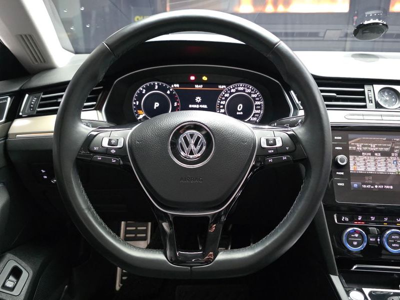 2019 Volkswagen Arteon 2.0 TDI Prestige photo 13