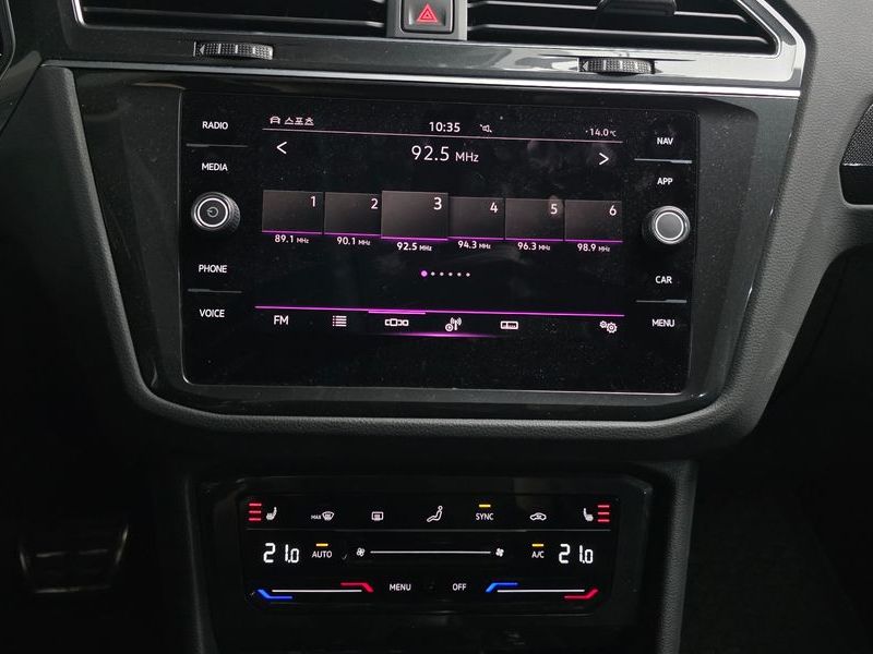 2021 Volkswagen Tiguan 2.0 TDI 4-Motion Premium photo 14