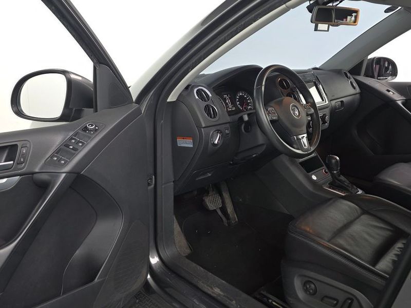 2015 Volkswagen Tiguan 2.0 TDI Comfort 5N photo 10