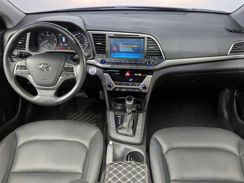 2016 Hyundai Avante 1.6 e-VGT SMART Special photo 7