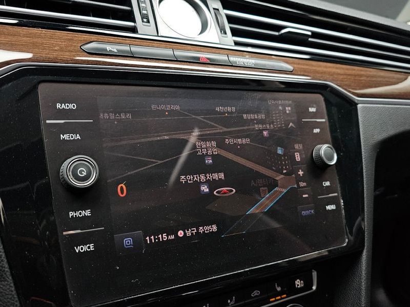 2018 Volkswagen Passat 2.0 TDI Premium photo 15