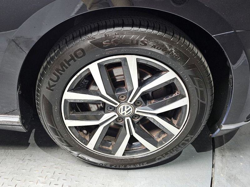 2018 Volkswagen Passat 2.0 TDI Premium photo 21