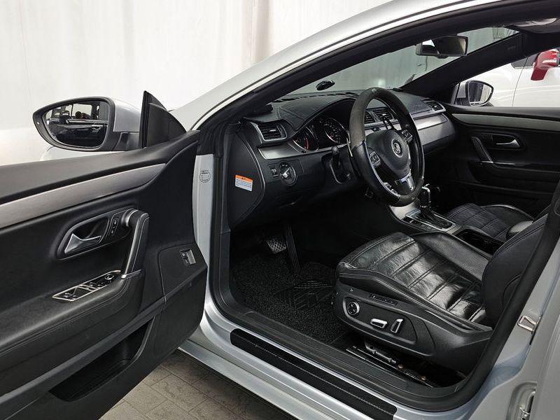 2012 Volkswagen CC 2.0 TDI BlueMotion photo 10