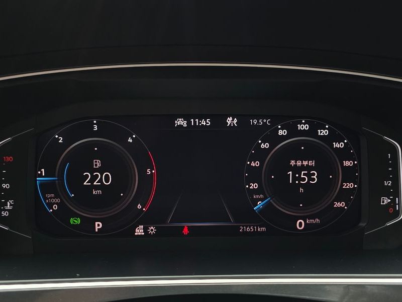 2022 Volkswagen Tiguan 2.0 TDI Premium photo 8