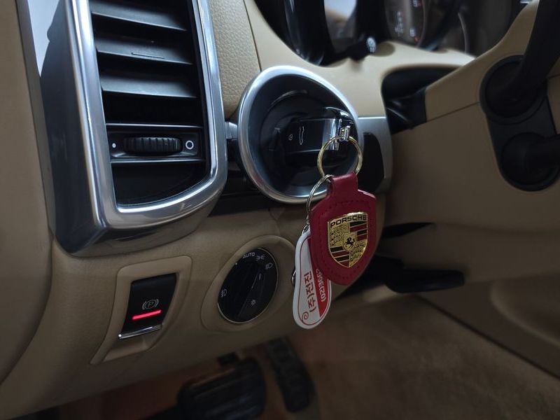 2012 Porsche Cayenne 3.0 Diesel 958 photo 28