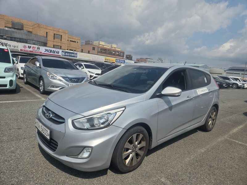 2015 Hyundai 엑센트 Diesel WIT 1.6 VGT Modern photo 1