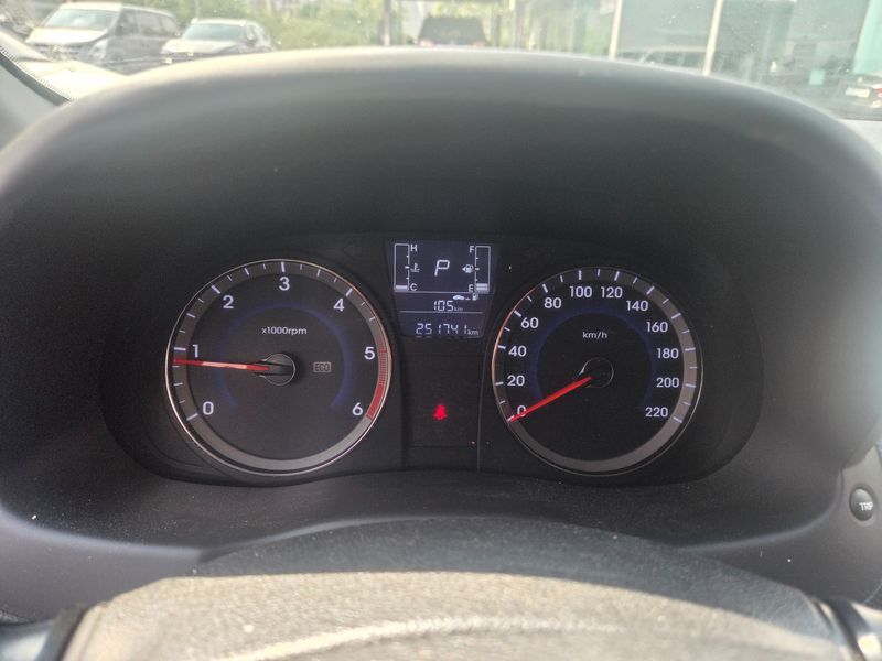 2015 Hyundai 엑센트 Diesel WIT 1.6 VGT Modern photo 7