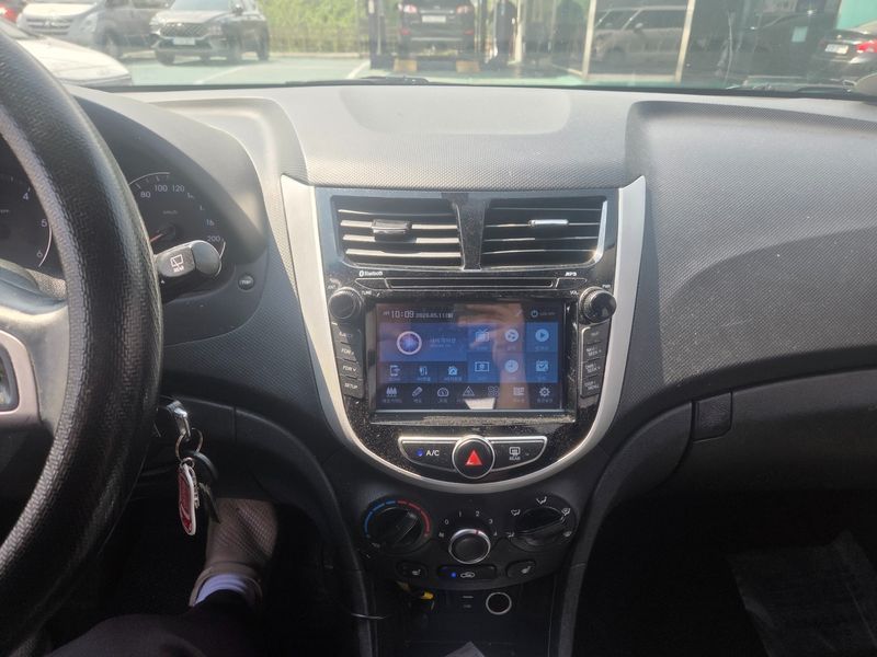 2015 Hyundai 엑센트 Diesel WIT 1.6 VGT Modern photo 8