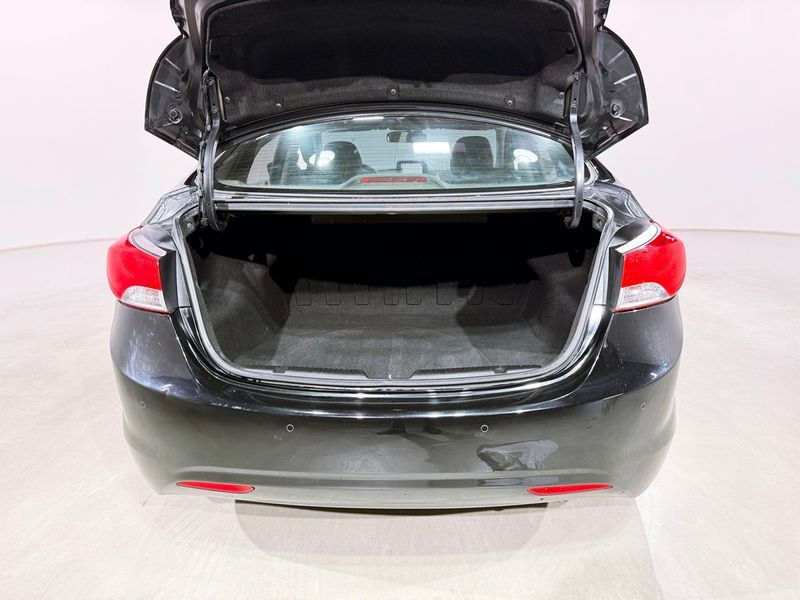 2013 Hyundai Avante M16 GDI Smart photo 19