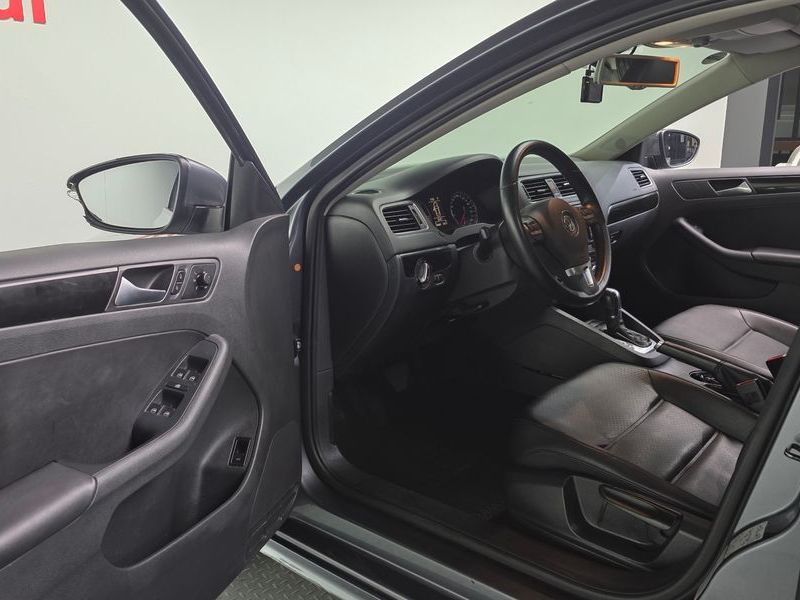 2013 Volkswagen Jetta 2.0 TDI 6th photo 10