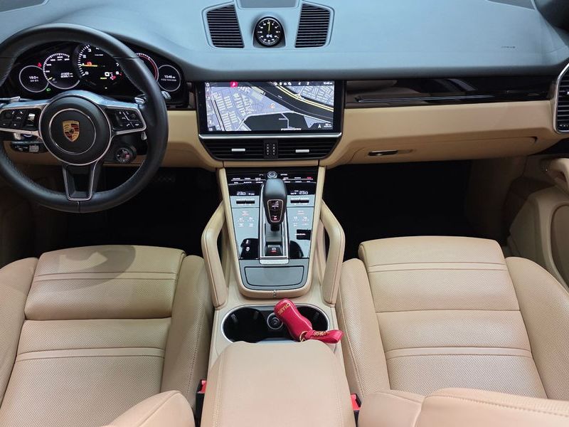2020 Porsche Cayenne 3.0 E-Hybrid photo 7