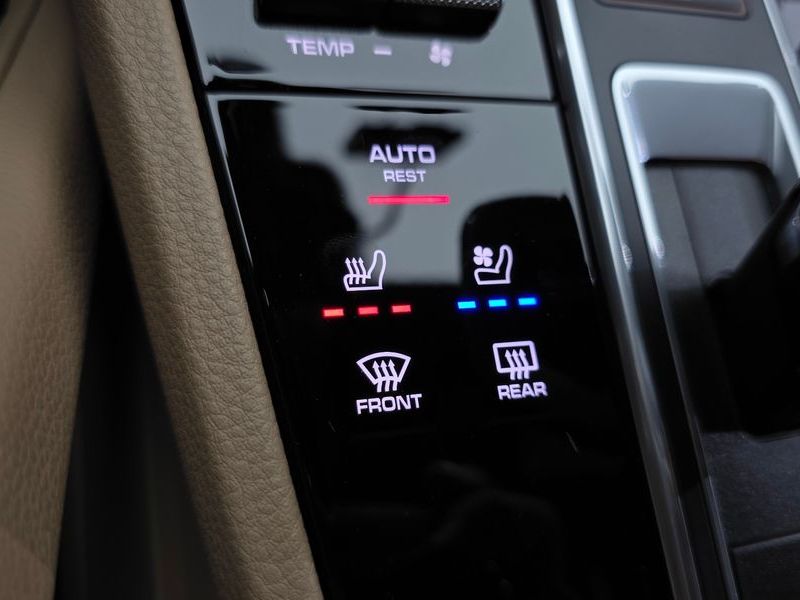 2020 Porsche Cayenne 3.0 E-Hybrid photo 16