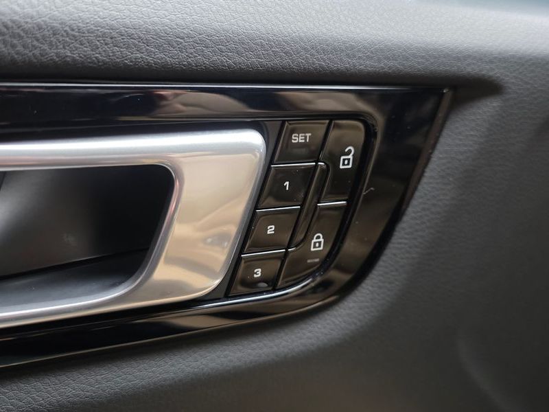 2020 Porsche Cayenne 3.0 E-Hybrid photo 29