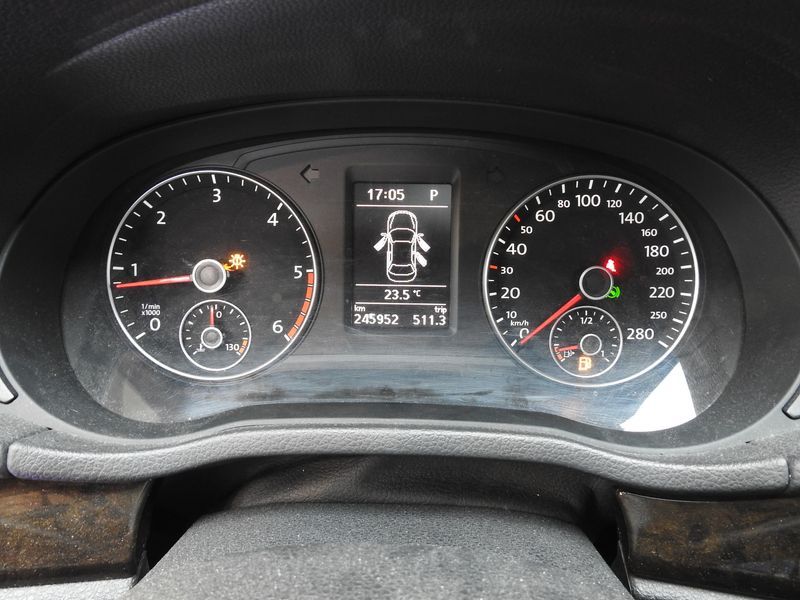 2015 Volkswagen Passat 2.0 TDI B7 photo 8