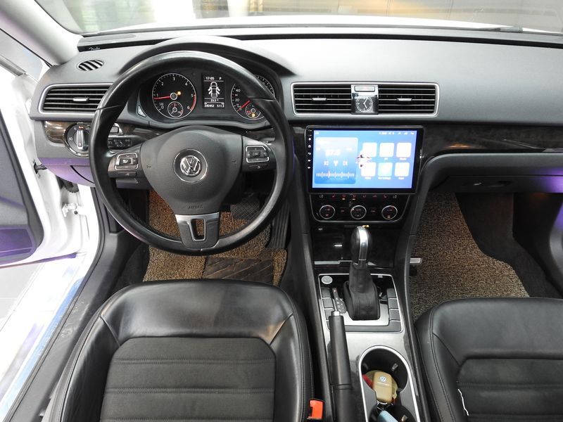 2015 Volkswagen Passat 2.0 TDI B7 photo 9
