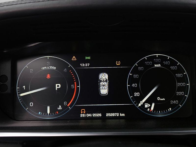 2014 Land Rover Range Rover 4.4 SDV8 AB DIESEL photo 8