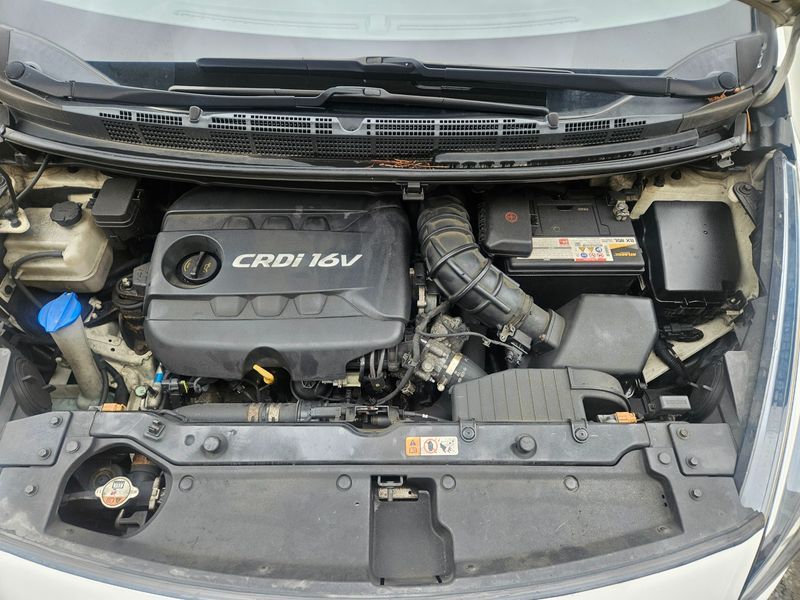 2015 Kia 올 뉴 카렌스 1.7 VGT Prestige photo 13
