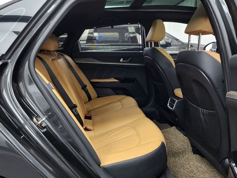 2021 Kia K5 2.0 Signature photo 12