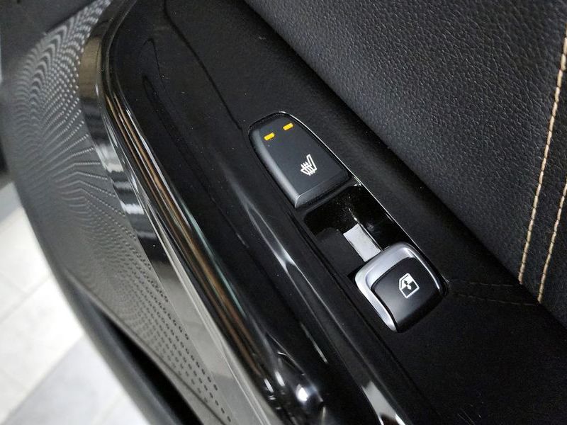 2021 Kia K5 2.0 Signature photo 19