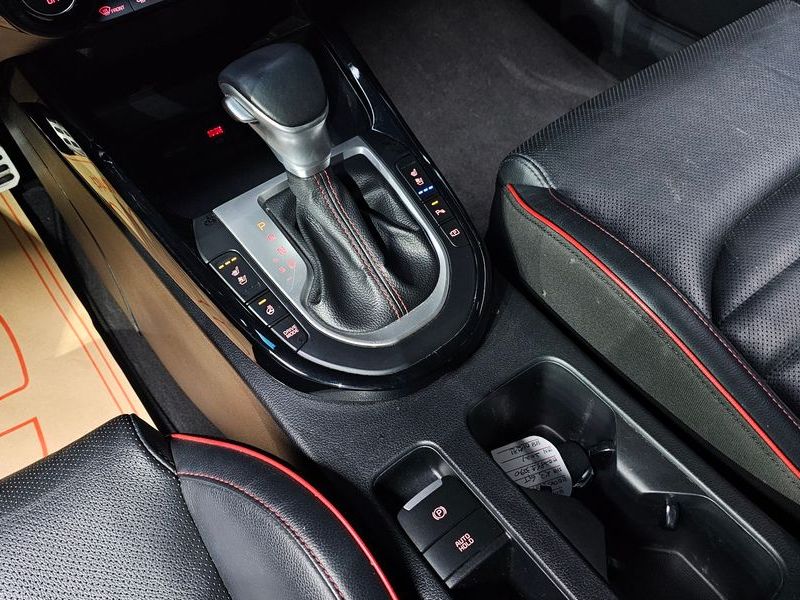 2022 Kia 더 뉴 K3 2세대 1.6 Turbo GT 5Door Signature photo 9