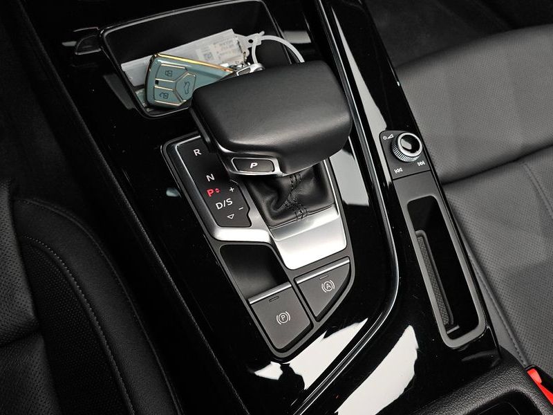2021 Audi A5 40 TFSI Quattro Premium Sportback photo 9