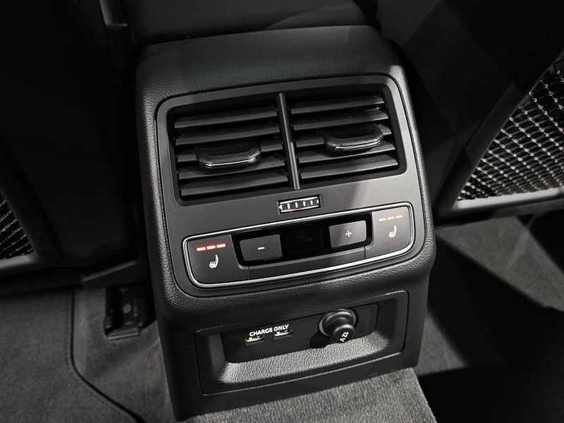2021 Audi A5 40 TFSI Quattro Premium Sportback photo 18