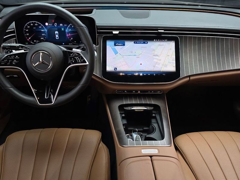 2024 Mercedes-Benz E-Class E450 4MATIC photo 7