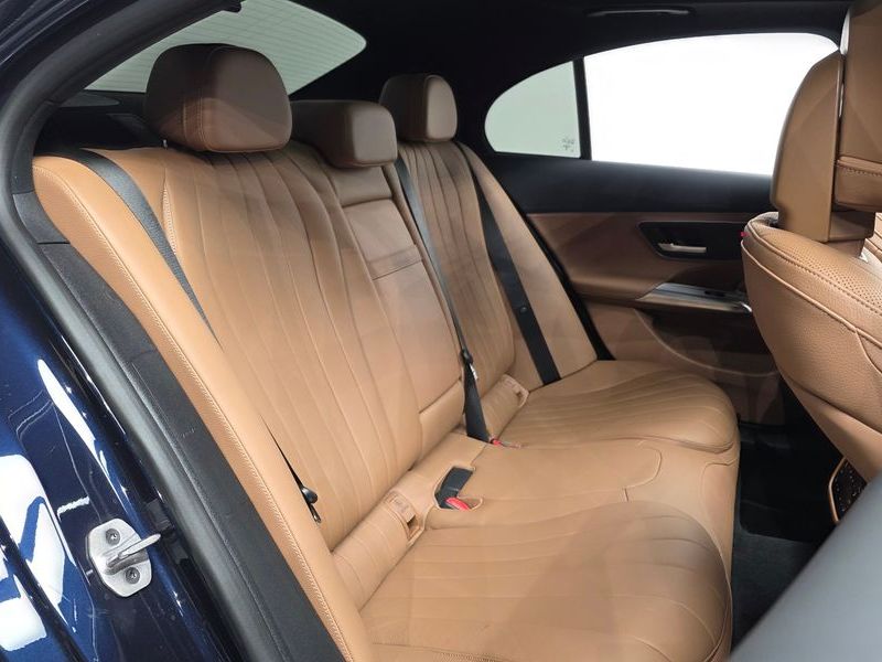 2024 Mercedes-Benz E-Class E450 4MATIC photo 12