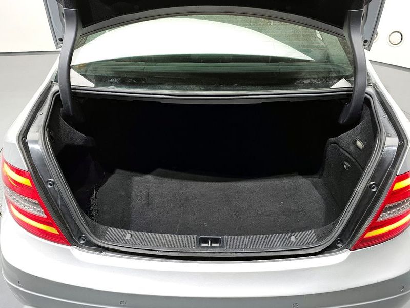 2012 Mercedes-Benz C-Class C220 CDI BlueEFFICIENCY photo 20