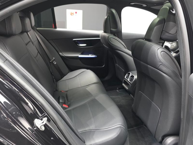 2023 Mercedes-Benz C-Class C300 4MATIC Avantgarde photo 12