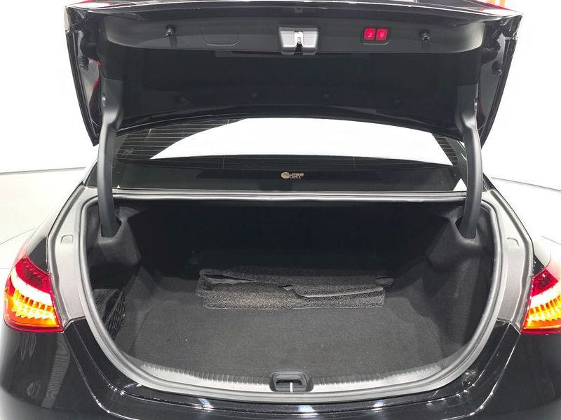 2023 Mercedes-Benz C-Class C300 4MATIC Avantgarde photo 20