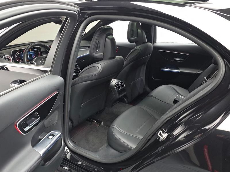 2023 Mercedes-Benz C-Class C300 4MATIC Avantgarde photo 26