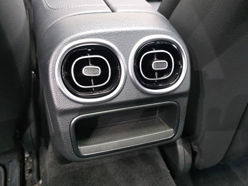 2023 Mercedes-Benz C-Class C300 4MATIC Avantgarde photo 30